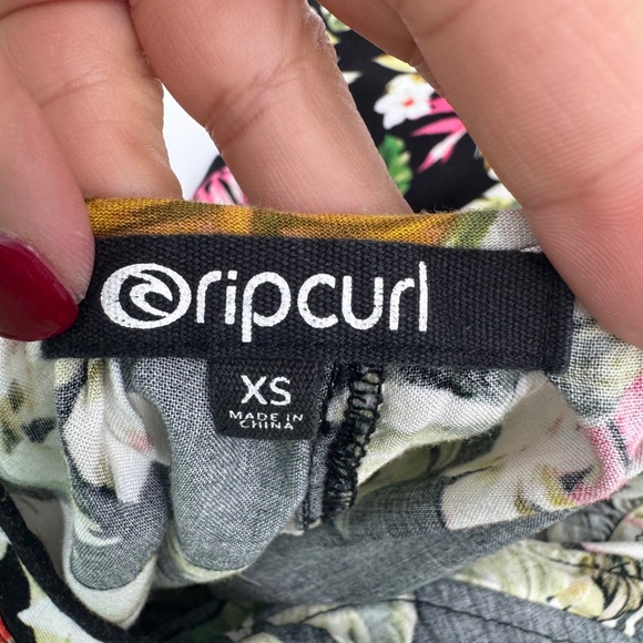 Rip Curl Dress Women XS Black Floral Sleeveless Tropical Rayon Short Beach - Picture 8 of 11